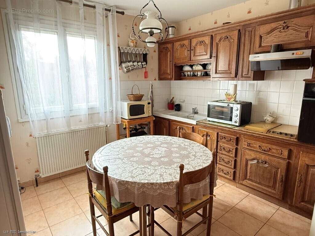 Maison à RUFFEC