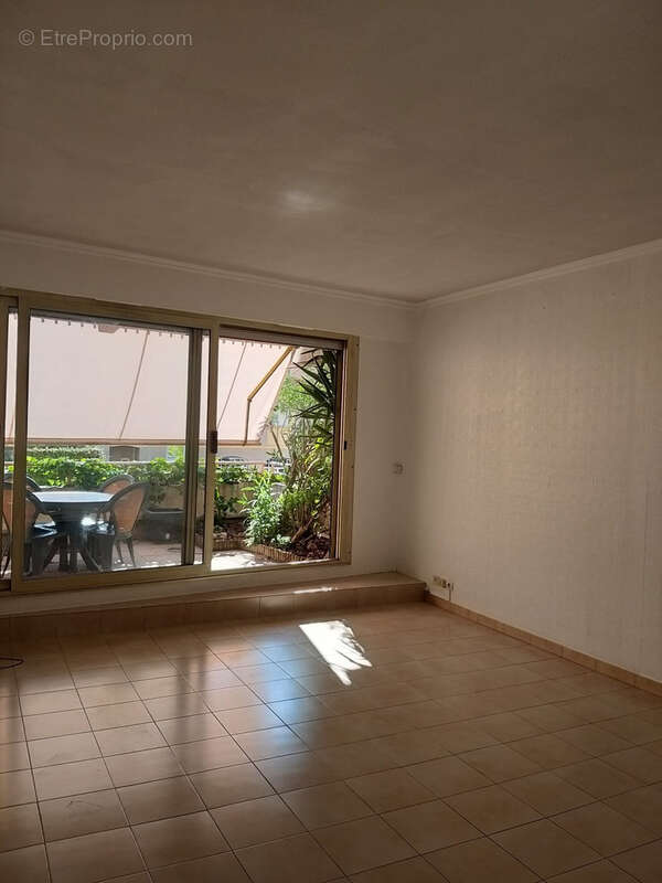 Appartement à BEAUSOLEIL