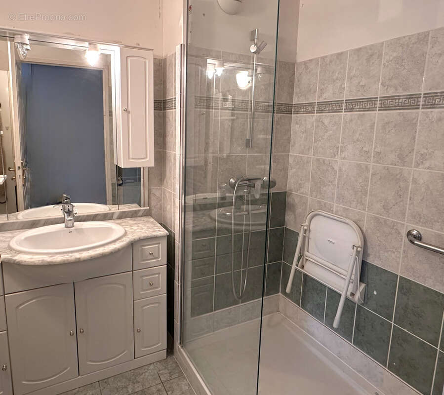 Appartement à CRAPONNE