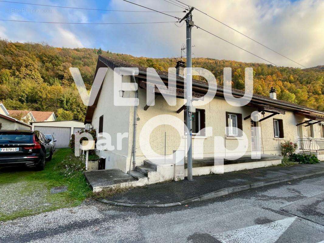 Maison à VILLARD-BONNOT