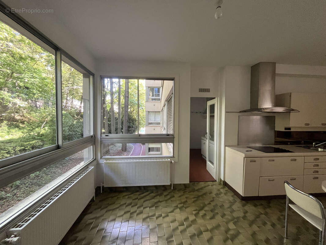 Appartement à SAINTE-FOY-LES-LYON