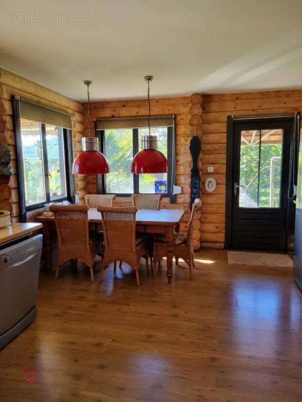 Maison à CASTELNAU-MAGNOAC