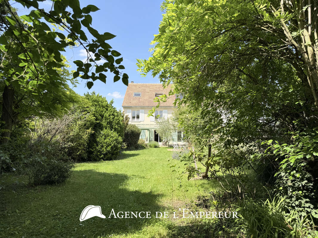 Maison à RUEIL-MALMAISON