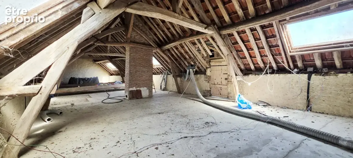 A VENDRE Maison en pierres de 93 m2 habitables sur la commune de LORCY 45490 - photo 19