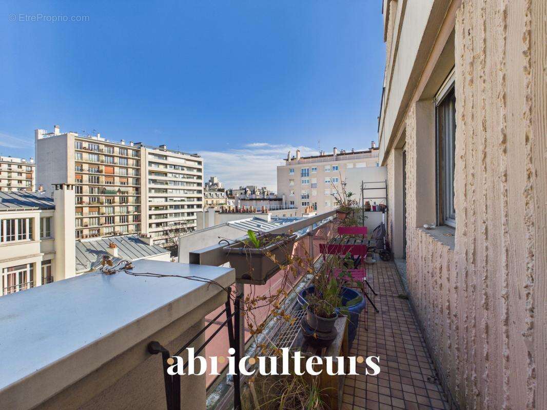 Appartement à PARIS-12E