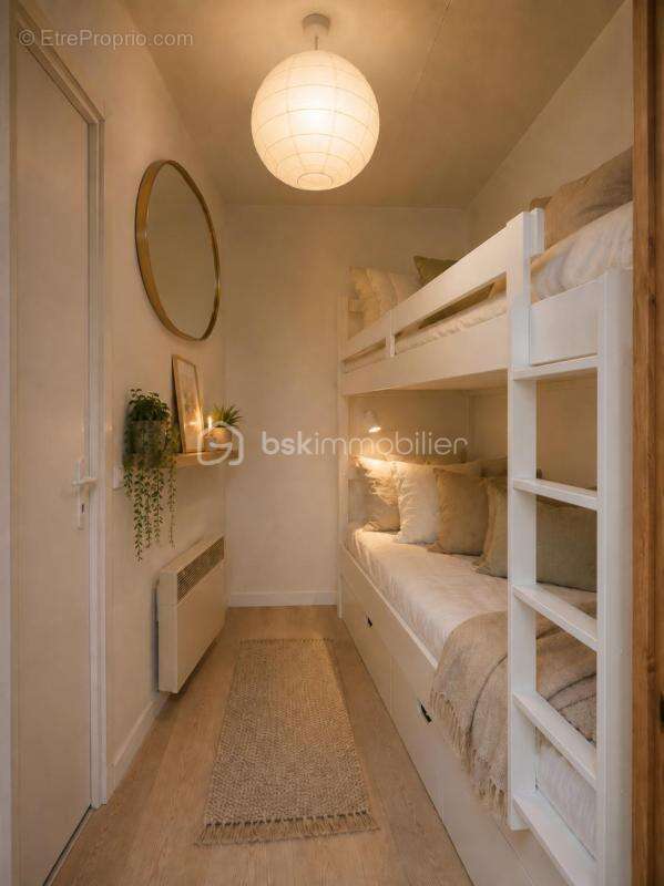 Port-Camargue La CROISIERE : studio, garage, cellier et anneau de 3 m - photo 17