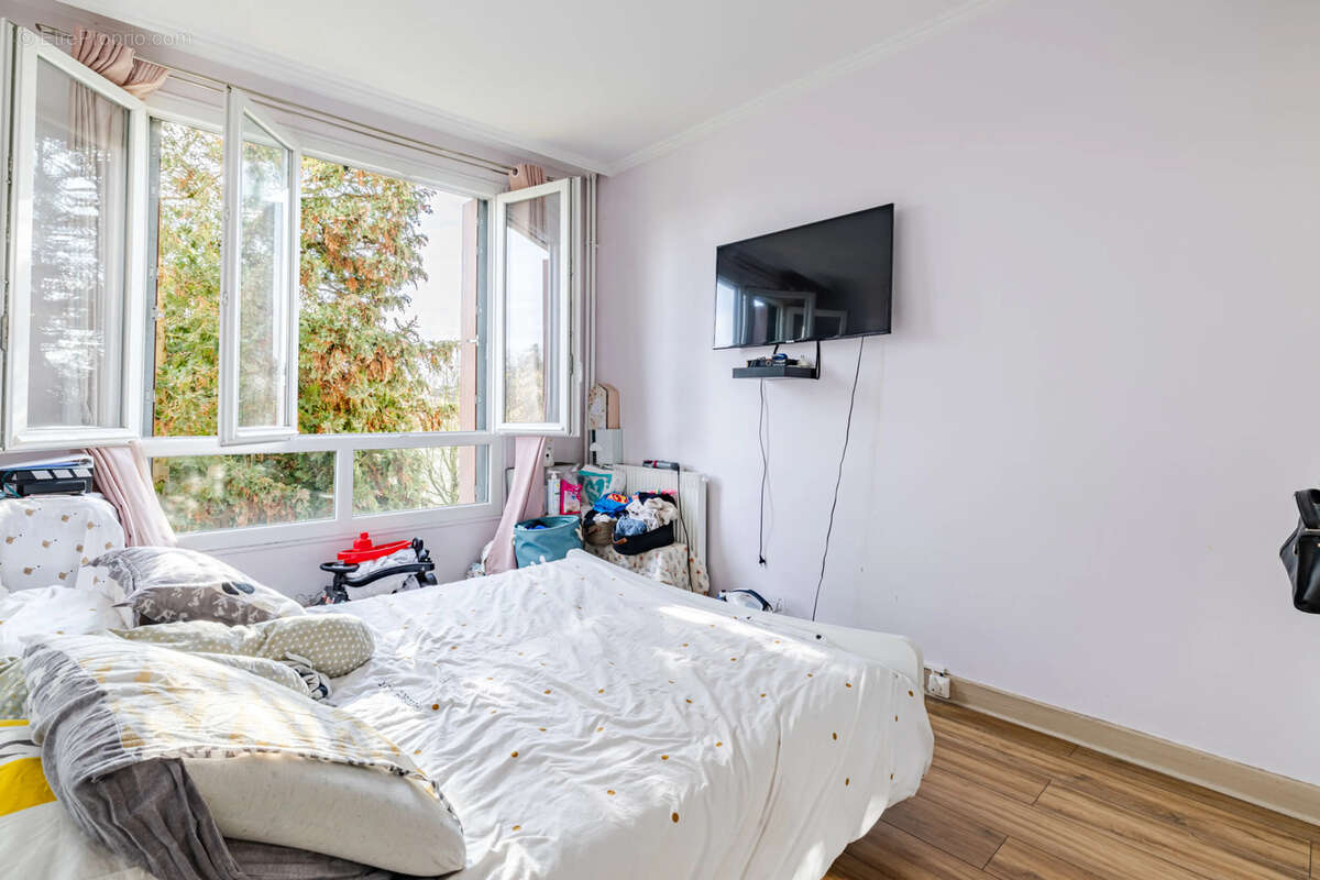 Appartement à EPINAY-SUR-SEINE