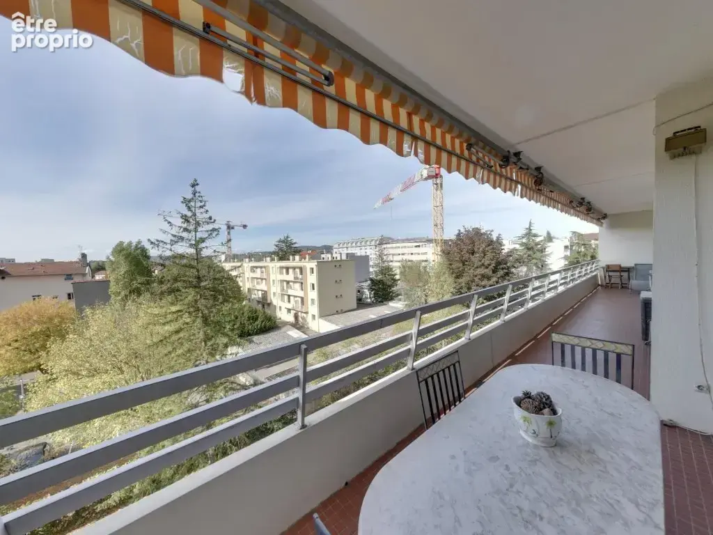 Rue claude baudrand - t6 familial de 137m² - photo 2