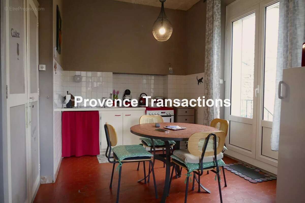 Maison à VAISON-LA-ROMAINE