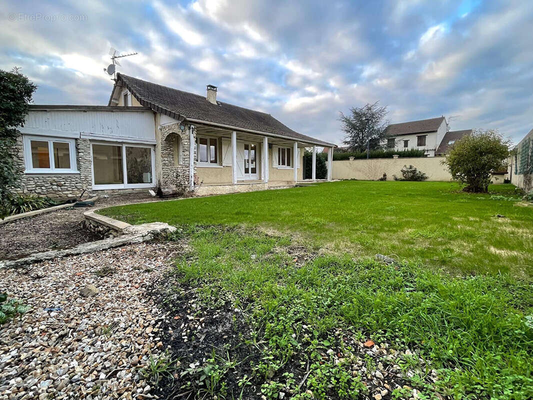 Maison à PORCHEVILLE