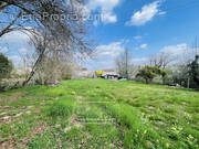 Terrain à SAINT-PRIEST-TAURION