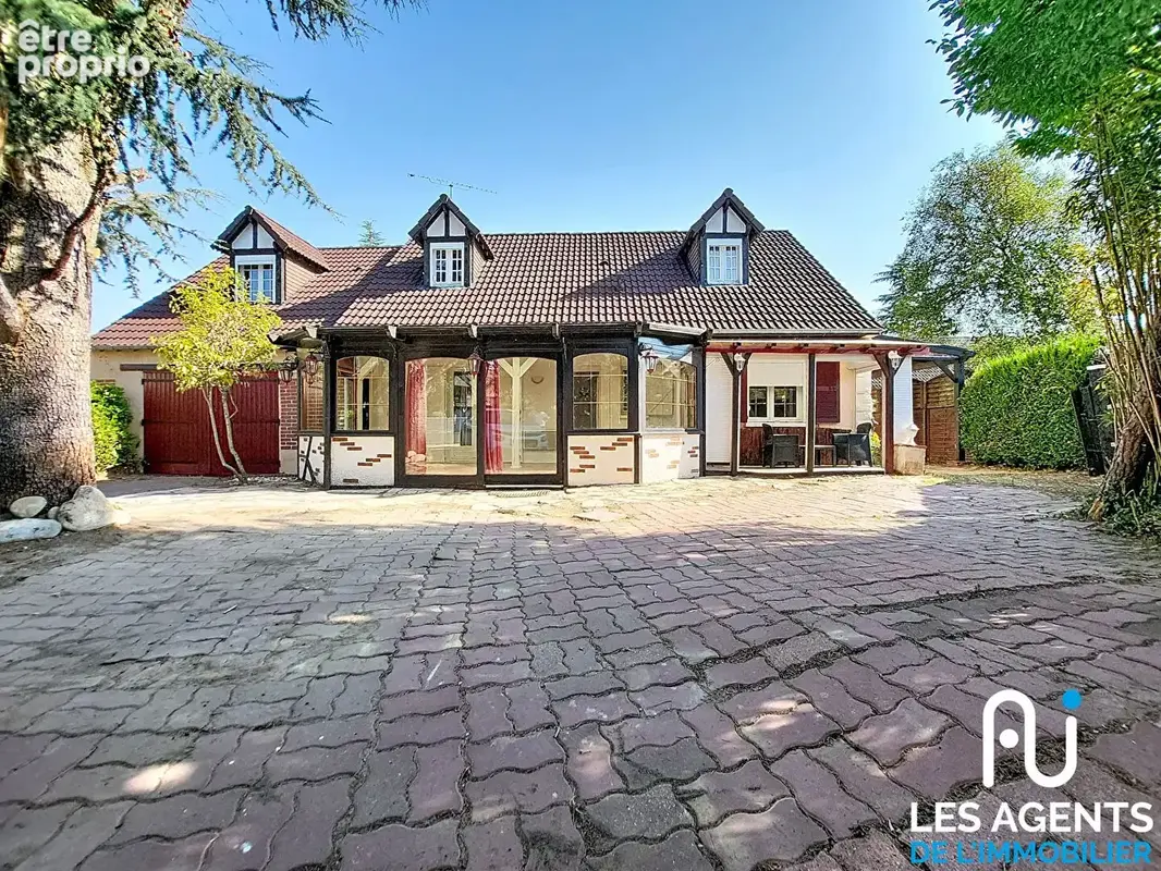 Maison 142 m² à Coulmiers  - photo 2
