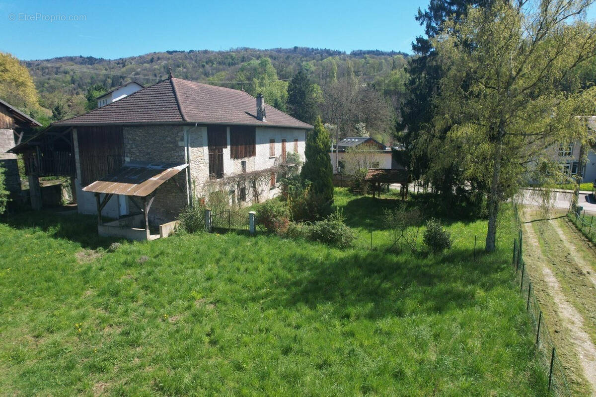 Maison à LES MOLLETTES