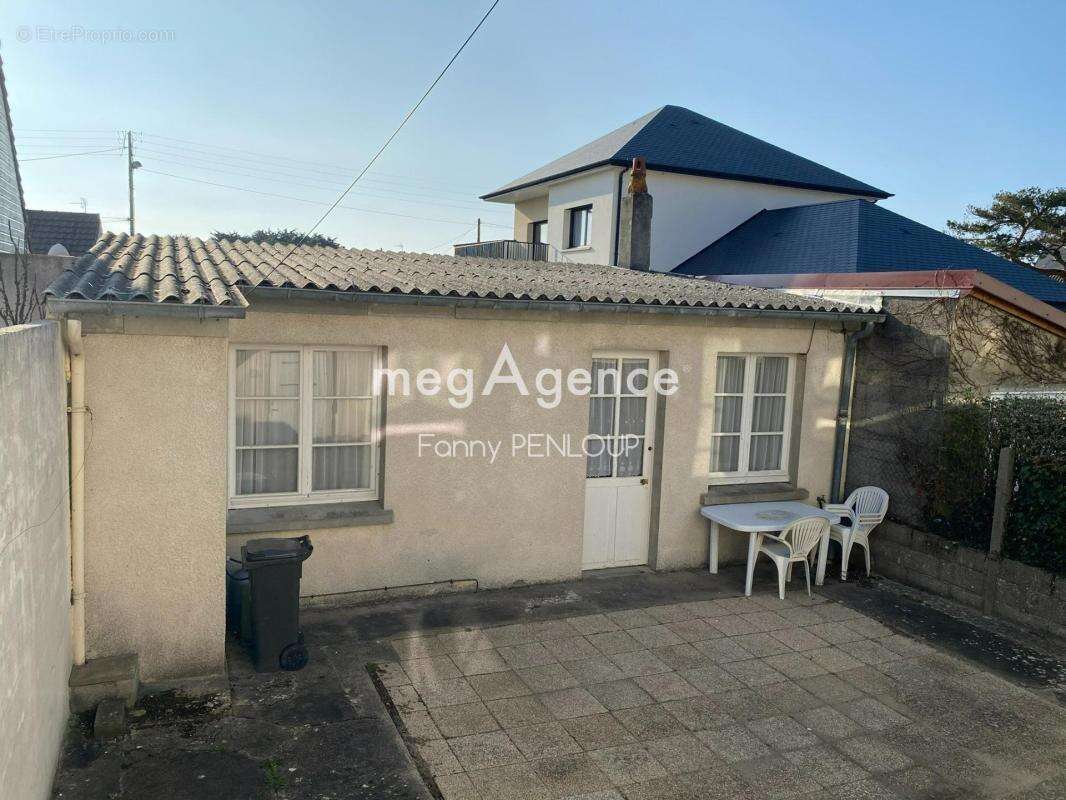 Maison à SAINT-PAIR-SUR-MER