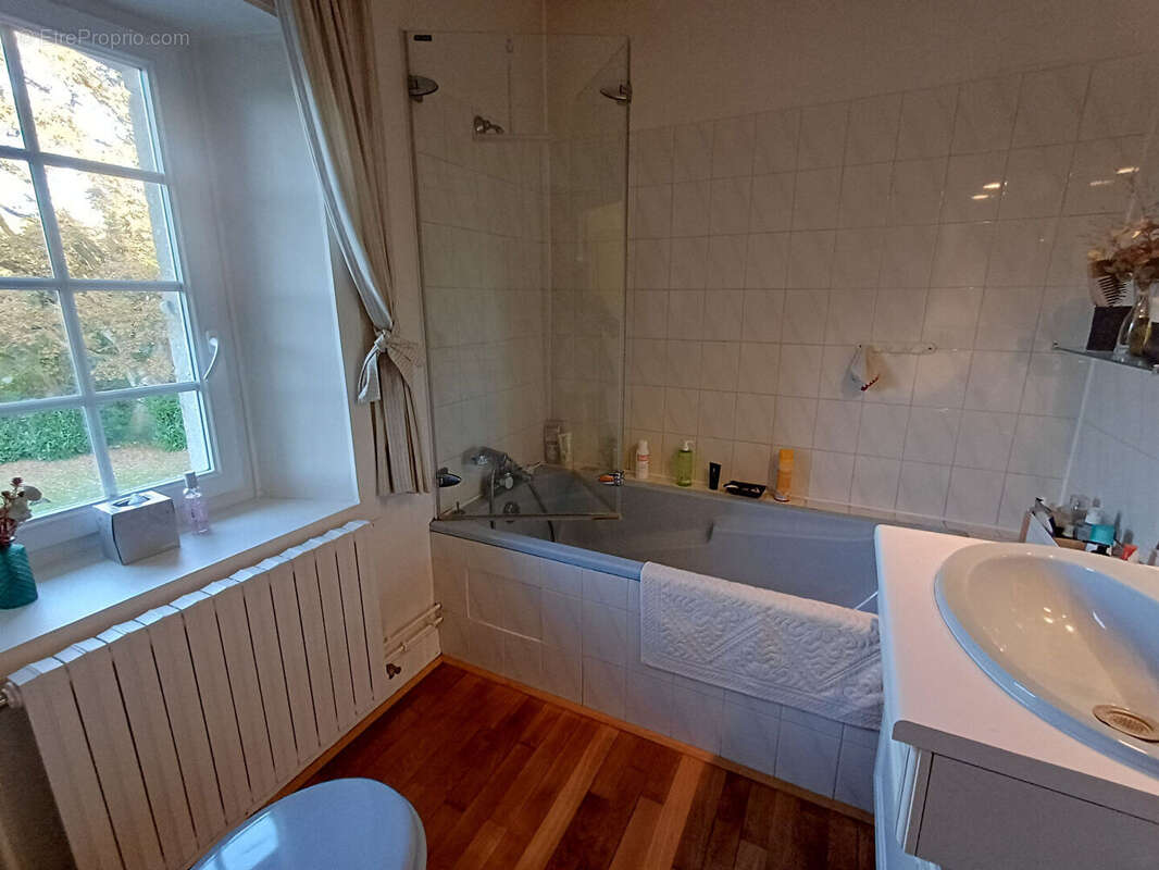 Maison à BRICQUEBEC