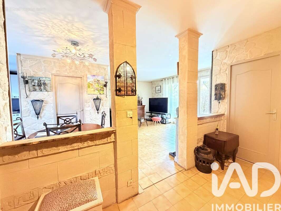 Appartement 76 m² à Lognes  - photo 3