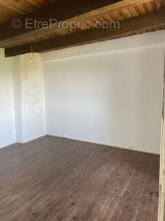 Maison à CASTANET-LE-HAUT