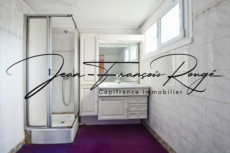 Maison à AGON-COUTAINVILLE