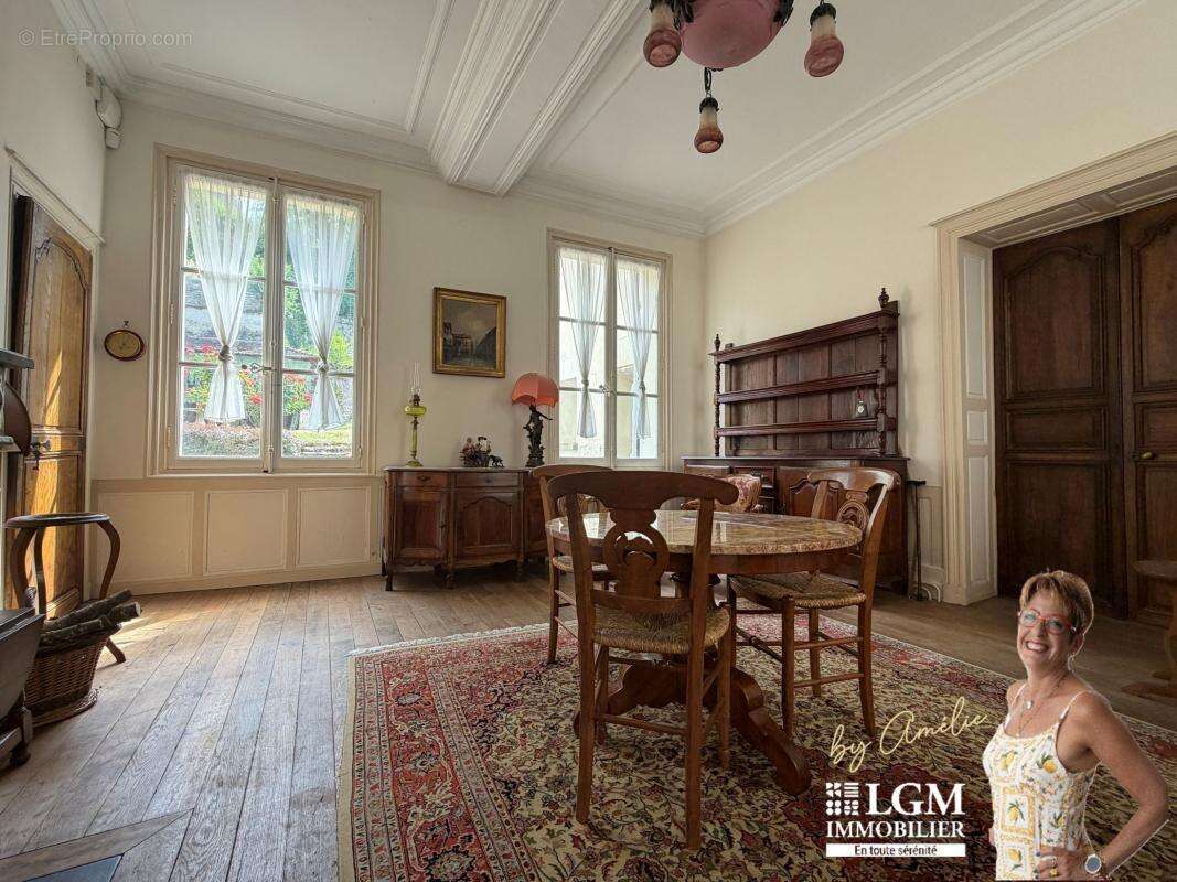 Demeure d'exception au cœur du vieux Château-Thierry -5 Chambres, un appartement - 319 m² d'histoire ! - photo 5