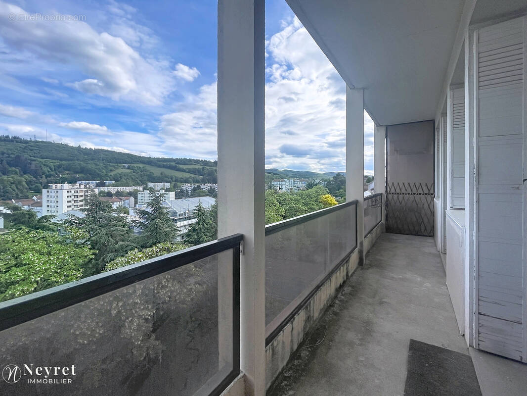 Appartement à SAINT-ETIENNE