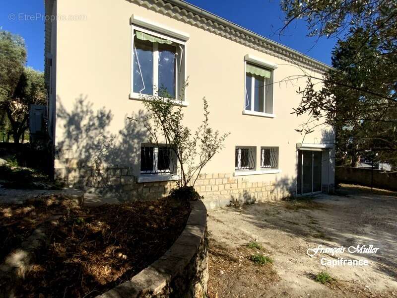 Maison à MANOSQUE