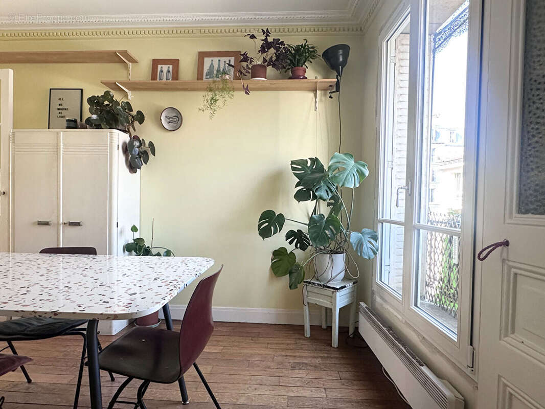 Appartement à PARIS-18E