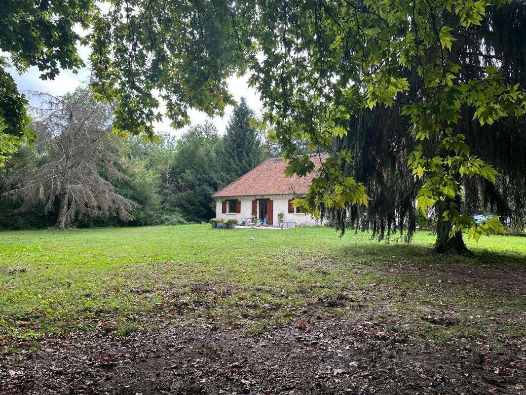 Maison à NOISY-SUR-ECOLE