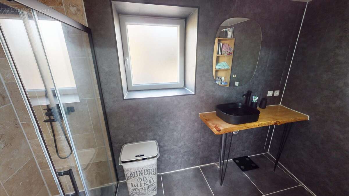 Maison à VILLAMBLAIN