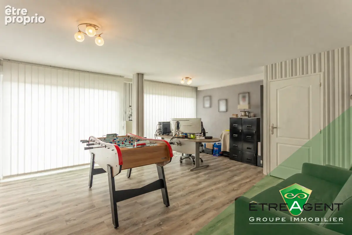 Maison SAINT-HILAIRE-SUR-RISLE - 197 m² - 5 chambres - photo 11