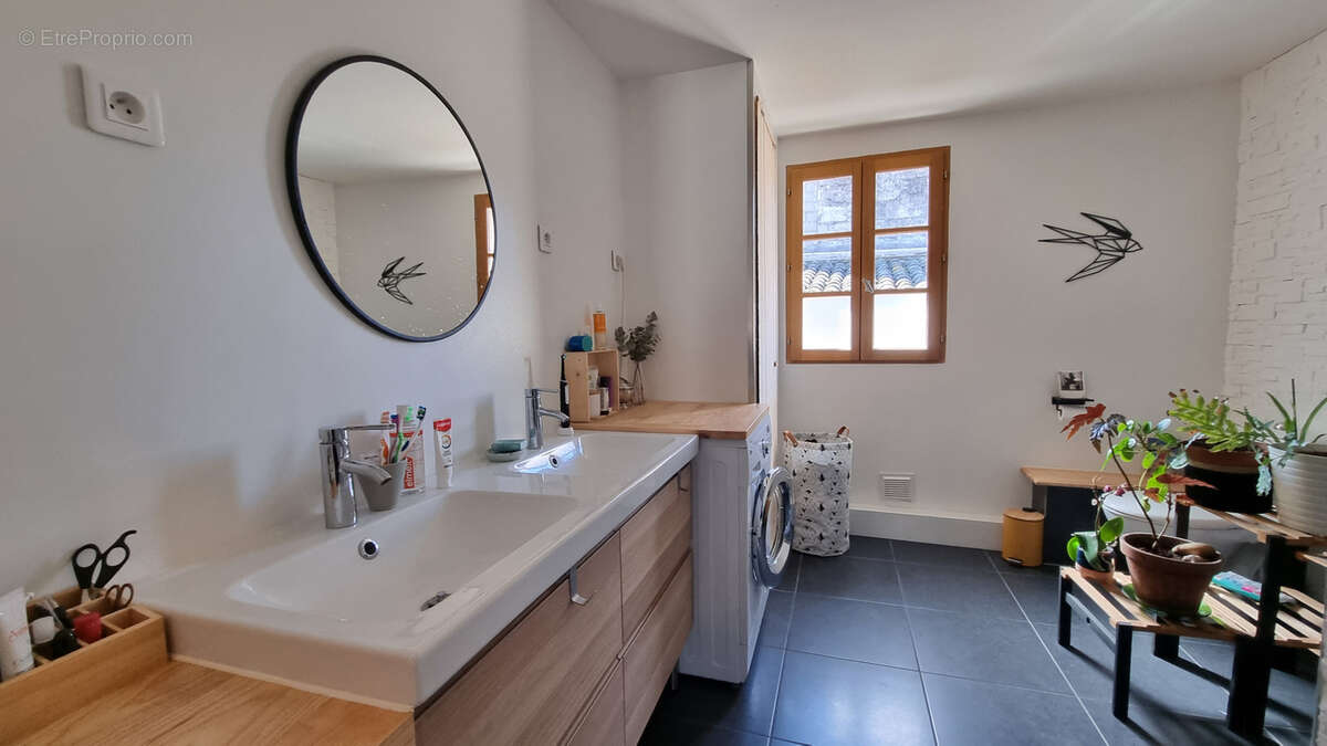 Appartement à SOMMIERES