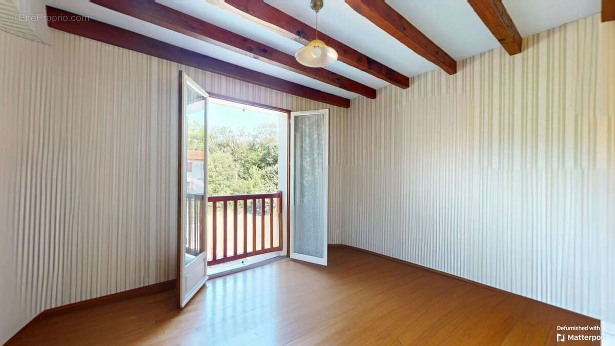 Maison à SAINT-JEAN-PIED-DE-PORT