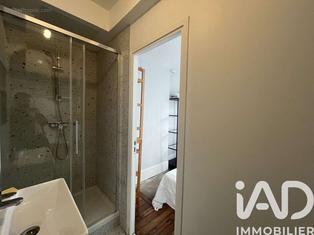 Photo 5 - Appartement à PARIS-18E
