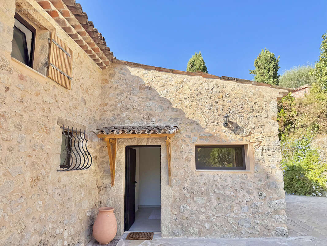Maison à SPERACEDES