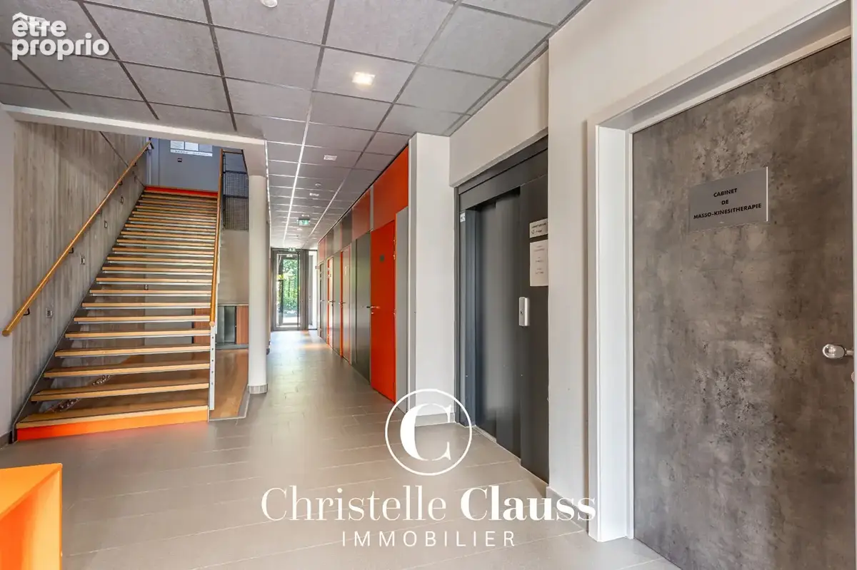 Obernai - à vendre - local commercial de 191 m² avec 12 places de parking - photo 6