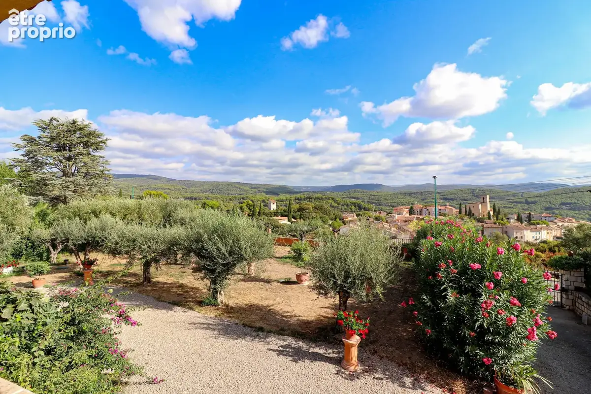 Exclusivite villa traditionnelle tout de plain pied 142m2 avec piscine et vue panoramique - photo 8