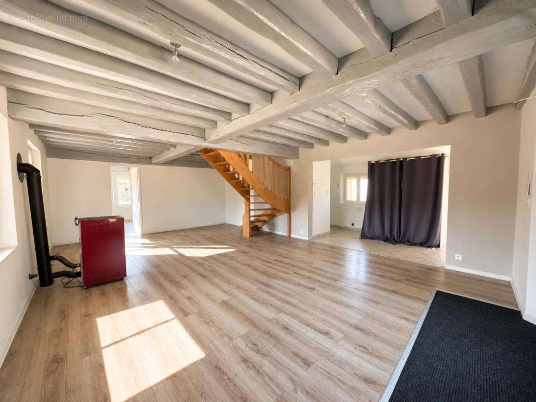 Maison de 5 pièces de 117 m² à Hardencourt-Cocherel - photo 9