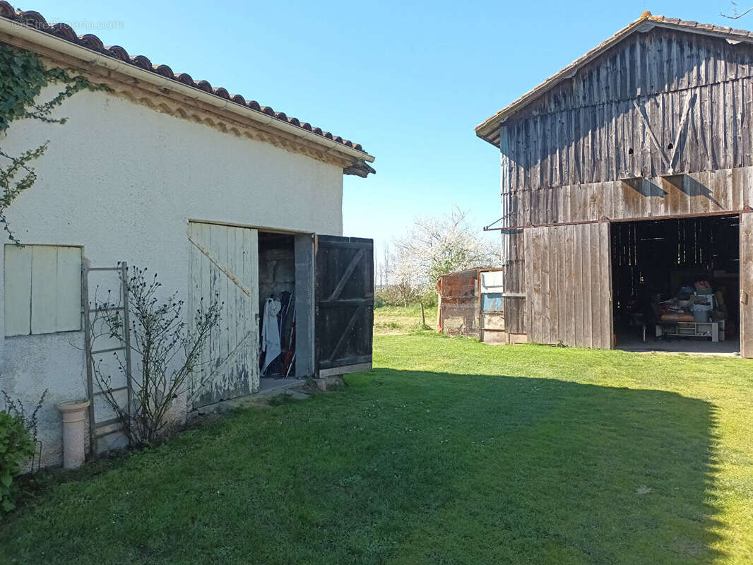 Maison à HAUTESVIGNES