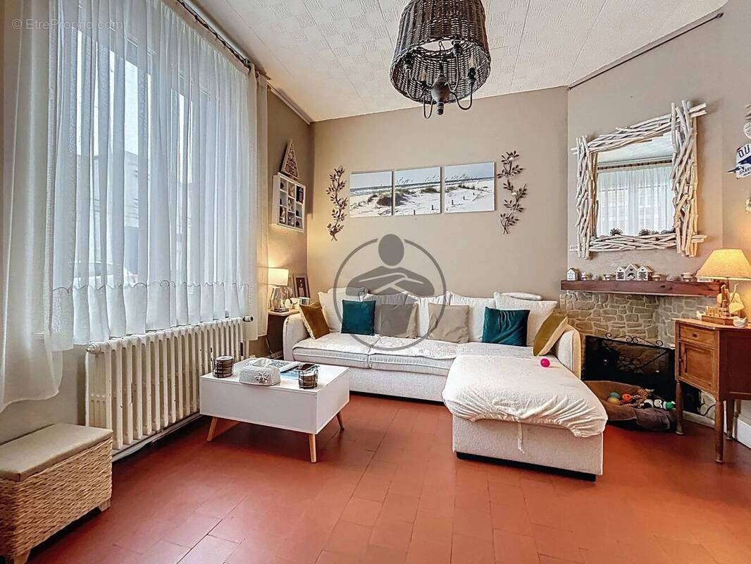 Maison à SAINT-QUENTIN