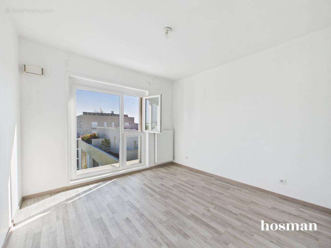 Appartement à LYON-8E