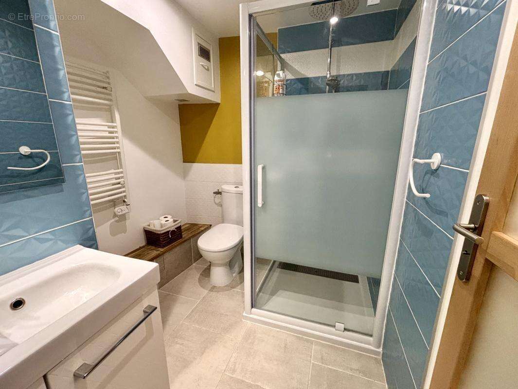 Maison à CUBZAC-LES-PONTS