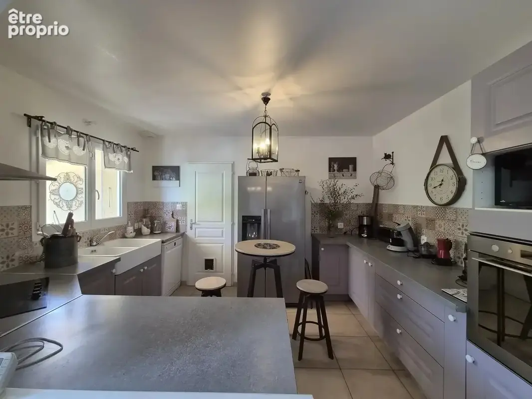 Maison 5 pièces 135 m² à vendre à Cheval-Blanc (84460) - photo 7