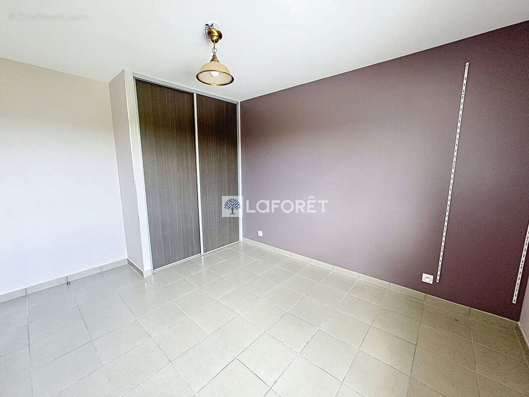 Maison à L'ISLE-D'ABEAU