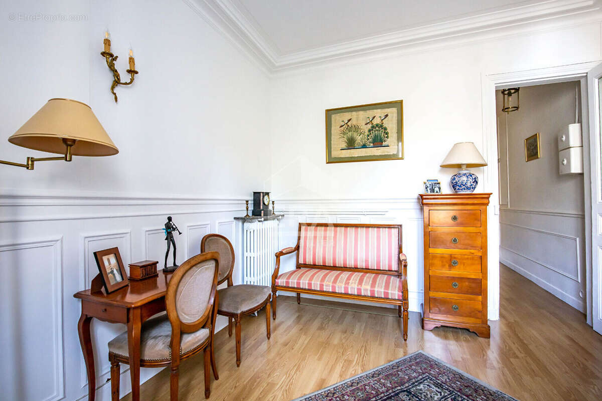 Appartement à PARIS-12E