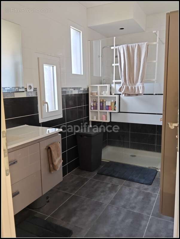 Maison à LA BOUILLE