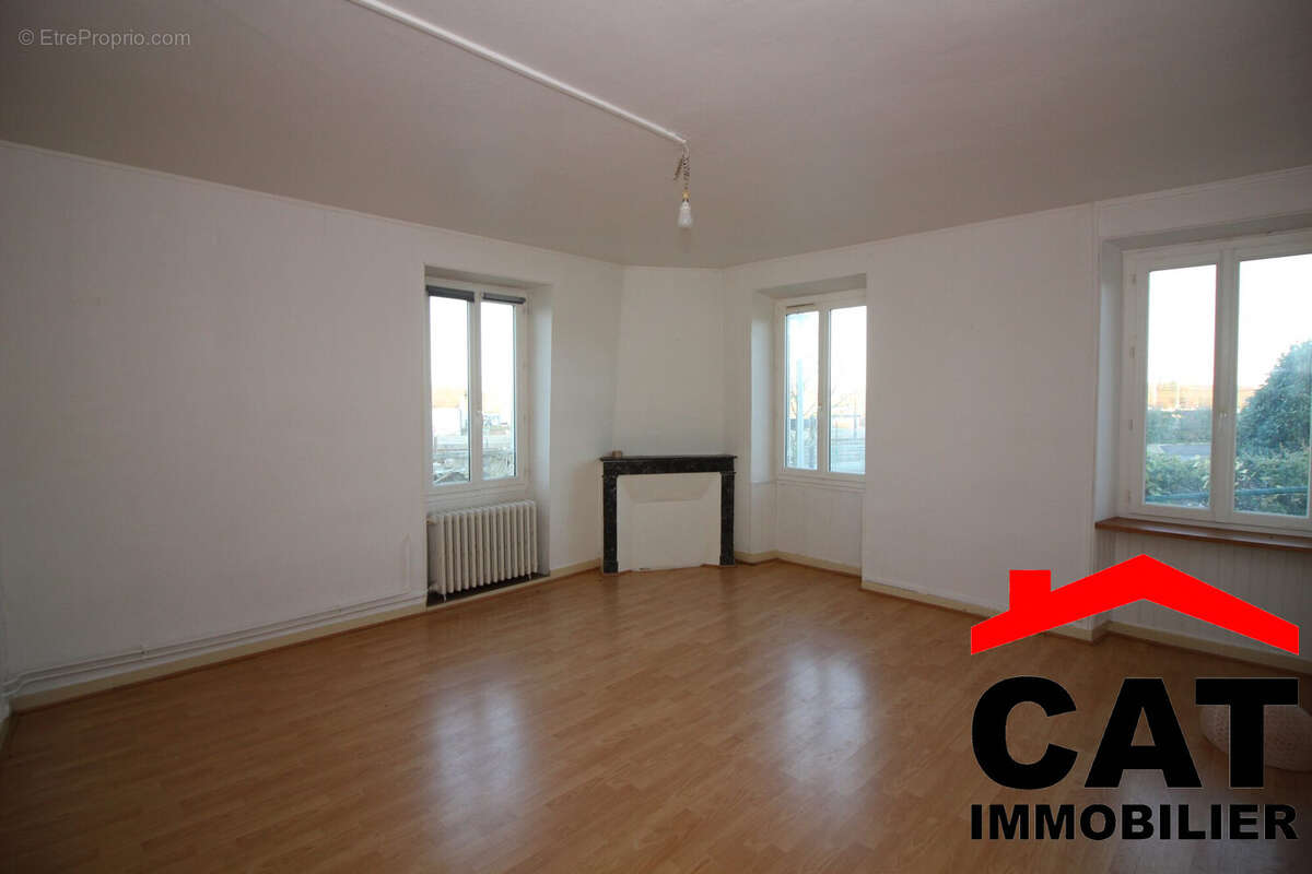 Appartement à MORET-SUR-LOING