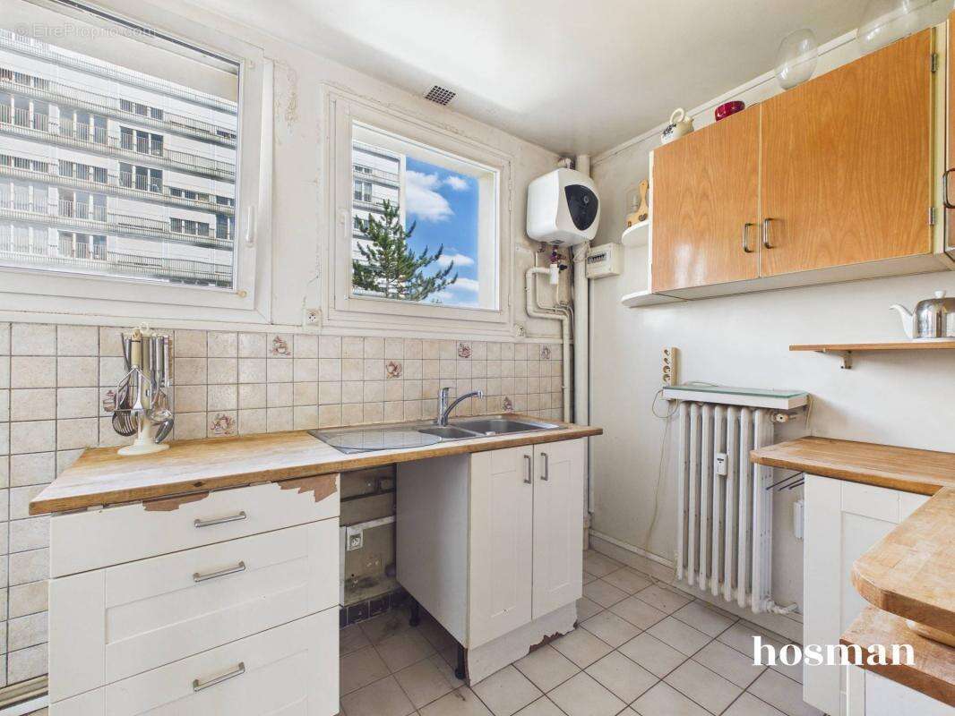 Appartement à PARIS-20E