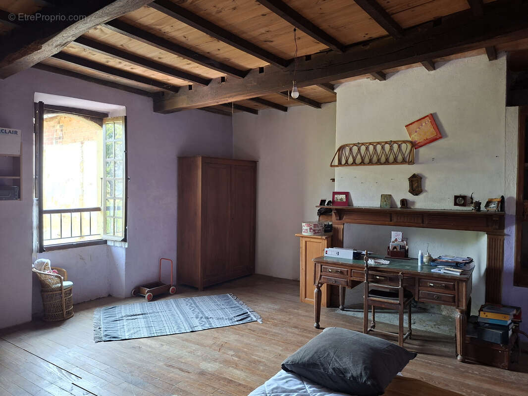 Maison spacieuse avec gîte - photo 18