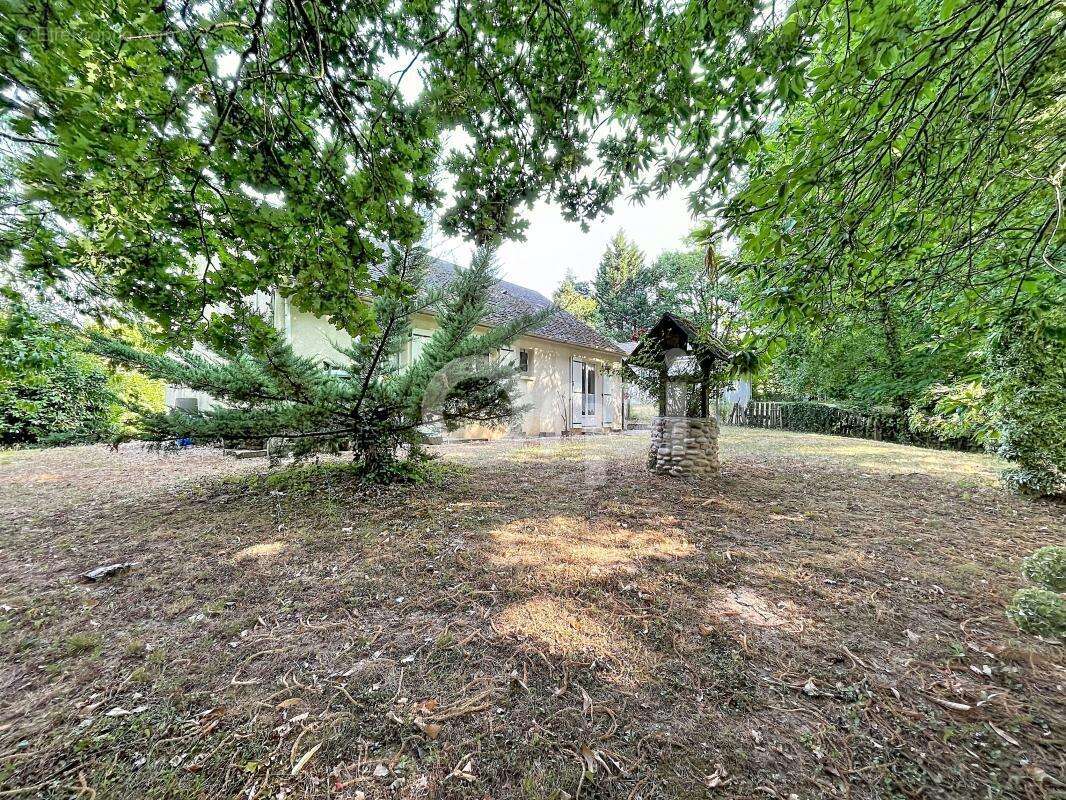 Maison familiale de plain-pied – 4 chambres avec beau potentiel - photo 11