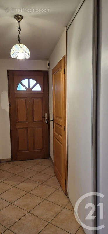 Maison à SAINT-USUGE