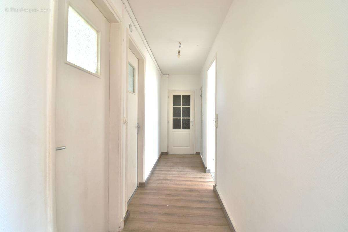 Appartement T3   81,26 m² avec balcons – Hyper Centre de Douai – Vue sur le Beffroi - Résidence principale ou investissement loc - photo 10